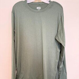 REI Long Sleeve Sahara Shirt in Light Green, Size L